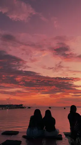 (BALI)😍🌅#sunset #sunsetvibes #tarakanvibes #sunset☀️ 