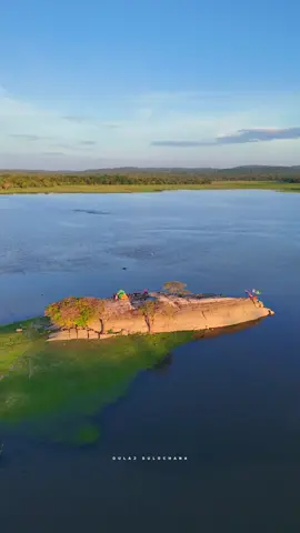 යාළුවෝ,සුන්දර උදේවරු මේකනම් දිව්‍යලෝකයක්⛺️😻🍃               #kanthale #camping #sunrise #nature #srilanka 
