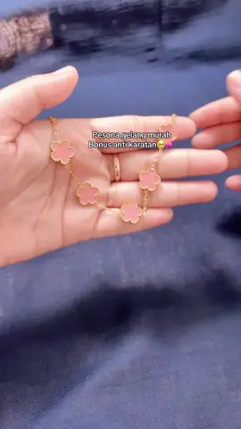 Ga kalah sama yang mahal #gelangtitanium 