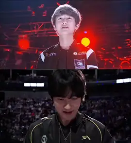 vẫn là Wangho, chàng trai với nụ cười tiêu sái vãy tay thay lời chào cuối cùng với đấu trường danh giá nhất đời tuvển thủ. hơn hết trong lòng tớ cậu vẫn là ánh sáng chói lóa nhất mình sẽ mãi mãi chẳng thể quên #peanut #hanwangho #hle 