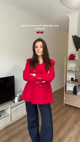 The best song for a good vibe with your best friend 🤎 🇦🇱 @llena🪽  #bestfriend #albanie #goovibes #girl #bestsong 