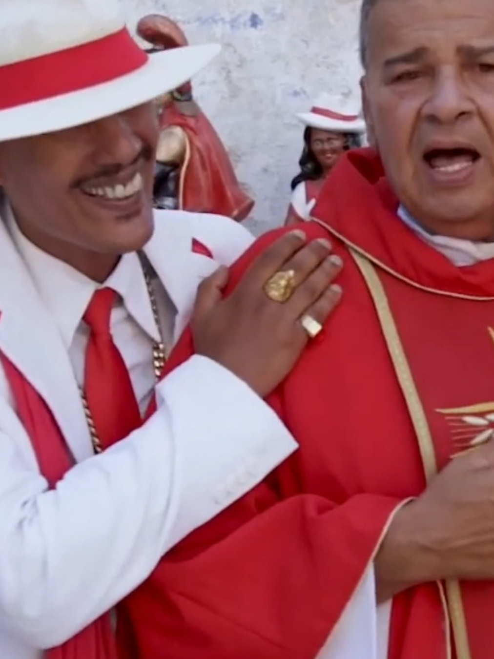 Juremeiros , Umbandistas , candomblés, Kimbandeiro , católicos , budistas , reunidos para Saudar Seu Zé. #zepilintra #zepelintra #zepelintra❤️🌹🚬 #foryou #fyp @Jeff Duarte Jurema e Kimbanda @Jeff Duarte Jurema e Kimbanda @Jeff Duarte Jurema e Kimbanda com o Padre Manoel Antero @👑O👑REI👑DO👑TIKTOK👑. 