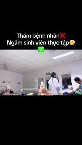 Ko có ý quay lén đâu🤣