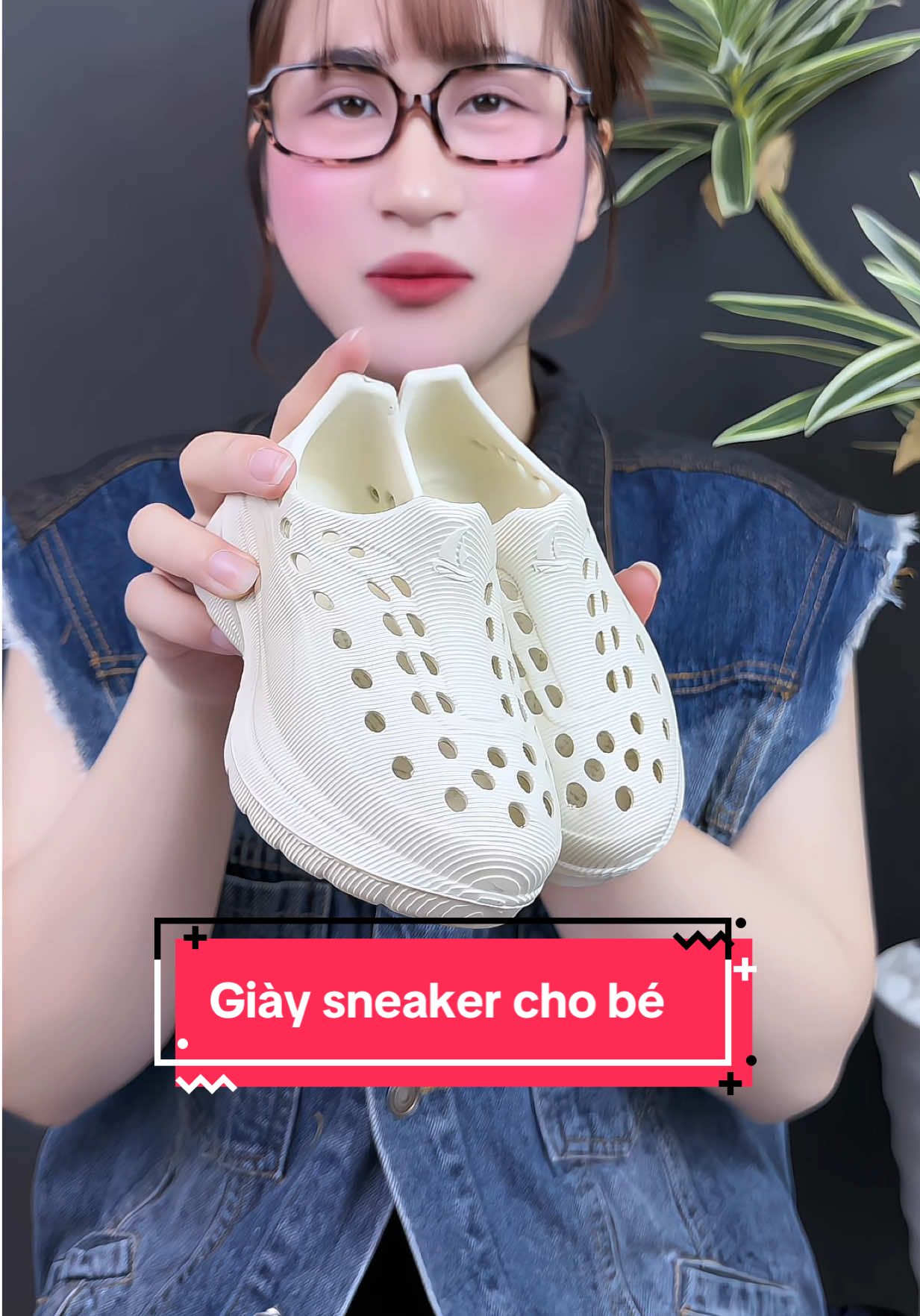 Giày sneaker cho bé #giaysneakerchobe #giayxinhchobe #giaysneaker 