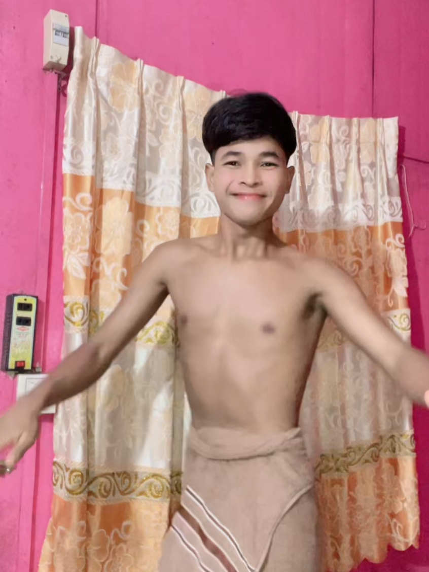 ហាកមិចចឹង#😭😭😭 #😂😂😂#fyp #fyppppppppppppppppppppppp 