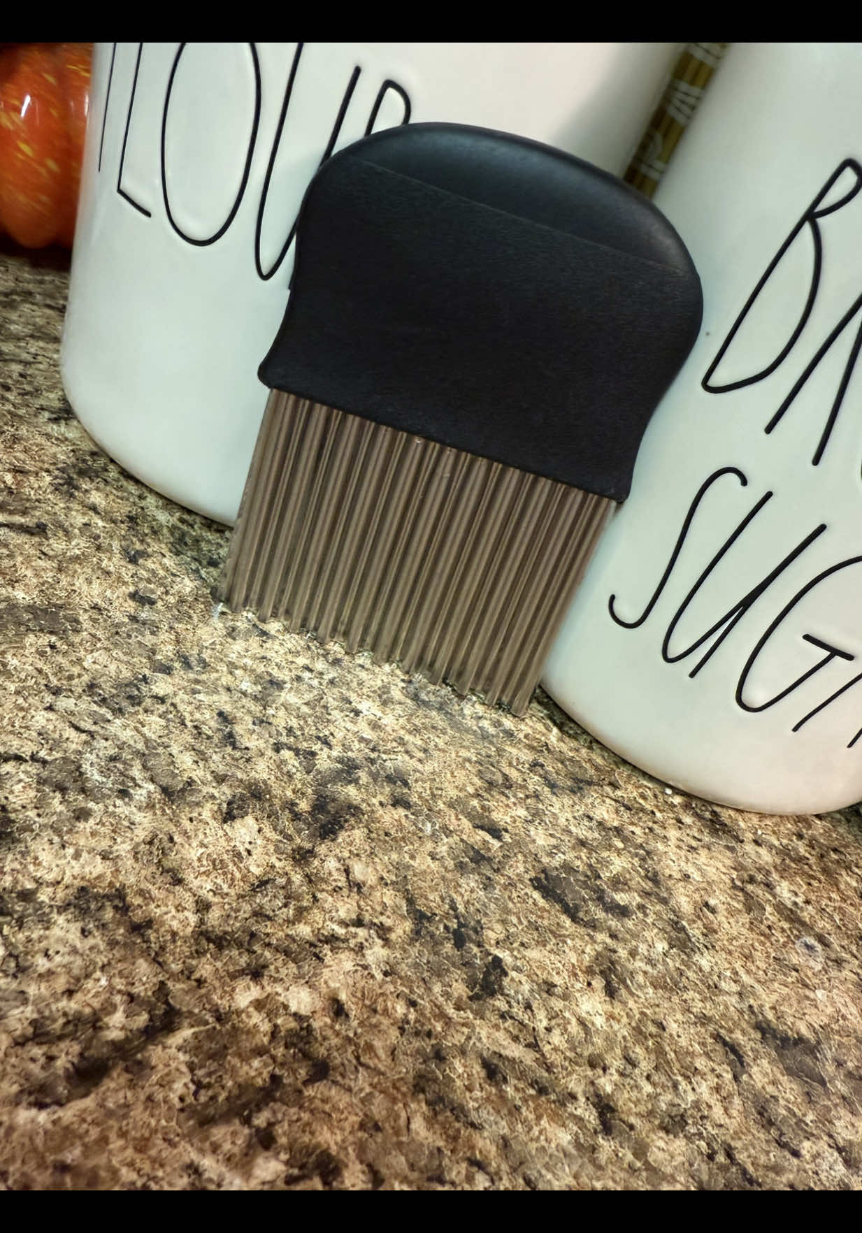 This is a perfect tool for making French fries (I was out of potatoes 😅). #kitchengadgets #kitchentokitchen #tiktokshopproducts #homemade #youneedthis 