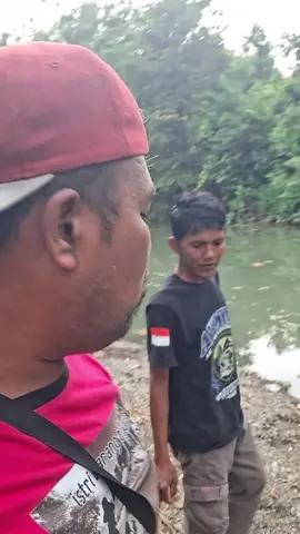 golek cacing ci 😀 #mancing #fyp #virall #ngakak #tranding 