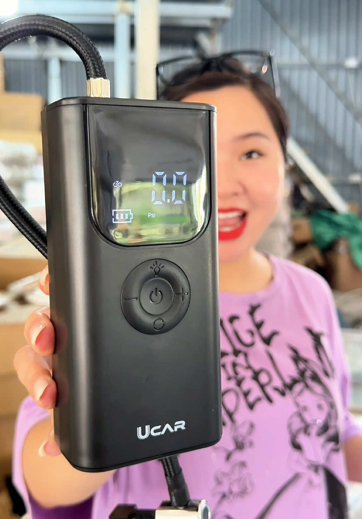 Bơm lốp thông minh ô tô, xe máy tiện lợi #bom #bomlop #bomlopoto #xuhuong #bongbuongbinh 