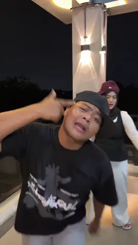 Bersama koko ahmad @adi_petaniabiezz  @Woro Widowati  #worowidowati #patgulipatrap #rondapgenk #djremix #petaniabizz 