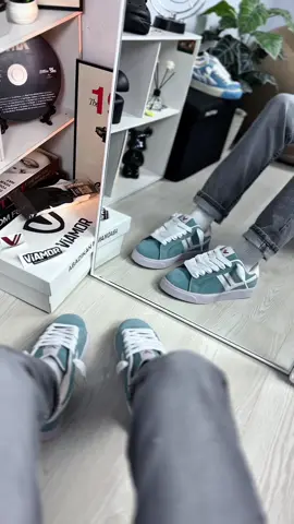 #sepatukeren #sepatusneakers #outfitideas #outfitinspo #viral 