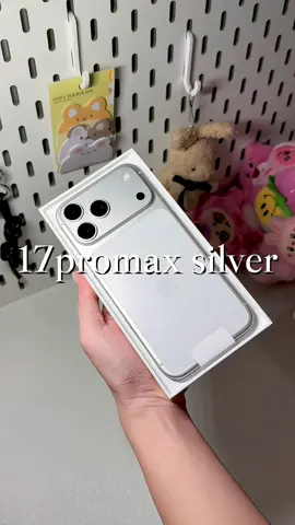 Unboxing iphone 17promax, so beautiful ✨🤍💍 #unboxingvideo #testphone #iphone17promax #17promaxsilver 