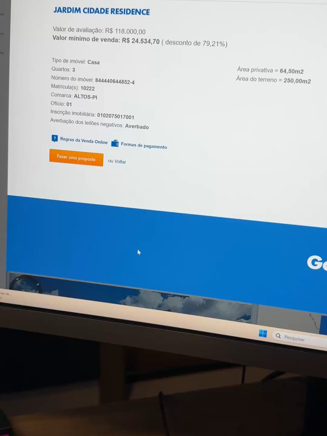 Imagina comprar uma casa avaliada em R$118 mil por apenas R$24 mil. E o melhor: sem disputa. Isso é compra direta da Caixa. E é só o começo do que você pode aprender no Dominando Imóveis Caixa 2.0. 📅 No dia 10 de novembro, às 20h15, eu vou liberar a Black Vitalícia: a melhor oportunidade do ano pra garantir acesso vitalício ao Dominando Imóveis Caixa 2.0, com bônus e ferramentas inéditas. Clique agora no link disponível na bio do meu perfil e se cadastre! #leilaodeimoveis #casasvenda #imoveiscaixa #leilaoextrajudicial #casa #leilaodeimoveiscaixa #imoveis