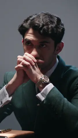 Di balik jasnya, Timo menulis ulang hukum dan batas moral KEADILAN.   KEADILAN (The Verdict) TAYANG 20 NOVEMBER DI BIOSKOP!  #Keadilan #FilmKeadilan #TheVerdict  #MDPictures