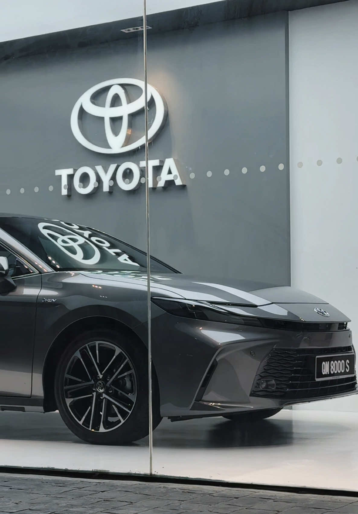 The New Toyota Camry HEV 2025. Elegance meets electrified power !  #toyotacamry #toyotamalaysia #SAToyota #Salesadvisor #hybrid