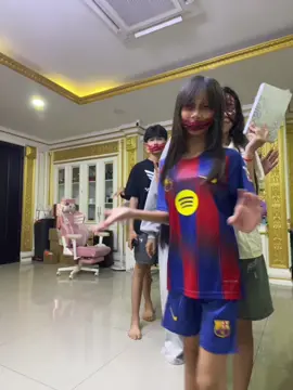 @(:( @Yaa🪐 @Daaaaa. @Nina🐰 @PheakZz @CEO HANG Brand @CushionHang6in1 