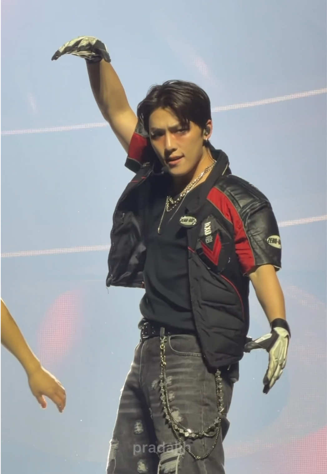 DINO DANCE SOLO !!!!!!! #seventeen #세븐틴 #dino #디노 #seventeeninsunrise 