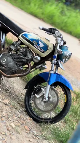 Apapun cobaannya, cobain ajaa #cblajusegoro #cb125se #fypage 