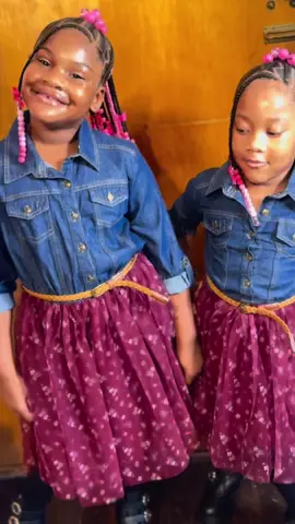 She always SNAP BUT SHE OVER SNAPPED MY BABIES PICTURE DAY😍🥰 (content with my niece coming soon) GOO BOOK HER @larisohge5z  #CHICAGO #kidsbraids 