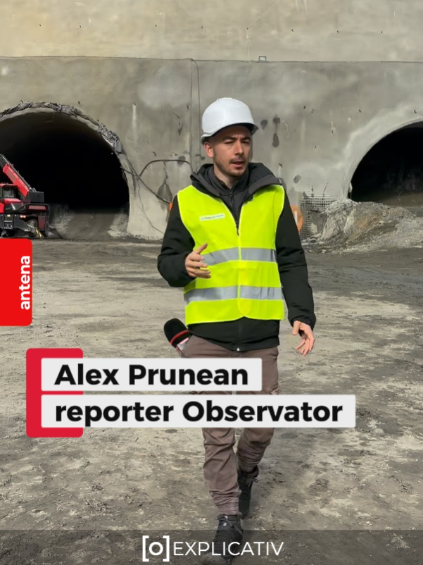Tunelul Robești de pe Autostrada Sibiu–Pitești, construit cu dinamită. Au început detonările pe Valea Oltului ‼️ Au început detonările pentru construcția tunelului Robești, primul din cele șapte tuneluri proiectate pe Lotul 2 al Autostrăzii Sibiu–Pitești. Aproape 70 de tone de dinamită vor fi folosite pentru străpungerea stâncilor la tunelul de peste 900 de metri. #observator #antena1 #stiri #news #fyp #romania #autostrada #tunel #pitesti #drum #robesti #valeaoltului #masina #sofer #5pasidebine #misiuneatiktok