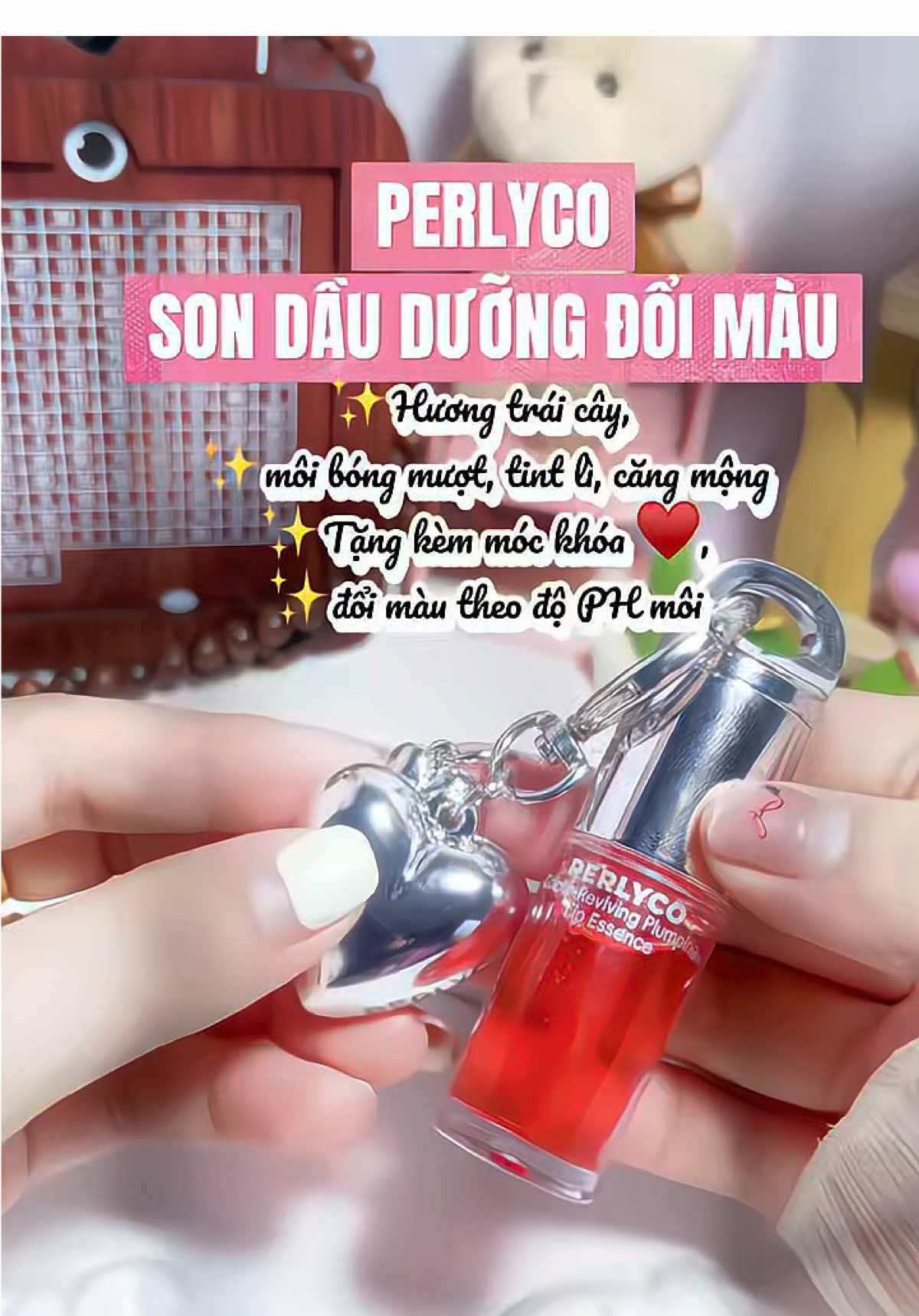 Càng thoa càng hồng 💋 Nhỏ xinh móc khóa, thơm ngọt vị đào 🍑 (003T) ##perlyco #lipstick#lipsstint #son #beauty  @𝑻𝒉𝒖̀𝒚 𝑽𝒖̛𝒐̛𝒏𝒈 💎  @𝑻𝒉𝒖̀𝒚 𝑽𝒖̛𝒐̛𝒏𝒈 💎  @𝑻𝒉𝒖̀𝒚 𝑽𝒖̛𝒐̛𝒏𝒈 💎 