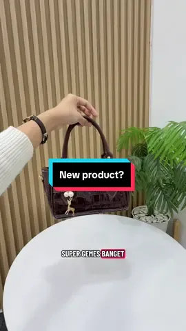 Kalian pilih yang mana coba tulis di komentar🥰🫰🏻 #belilokal #fyp 