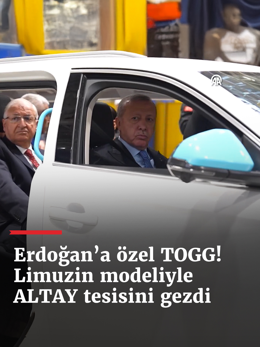 Cumhurbaşkanı Erdoğan, TOGG'un özel üretim limuzin modeliyle ALTAY Tankı Üretim Tesisini gezdi.