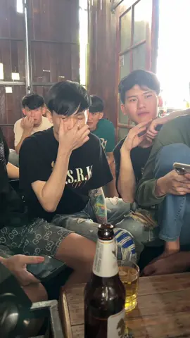 พวกเฮาชิพากันเช่าไปเฮ็ดหยัง😭 #โลกที่แบกไว้ #ฟีดดดシ 