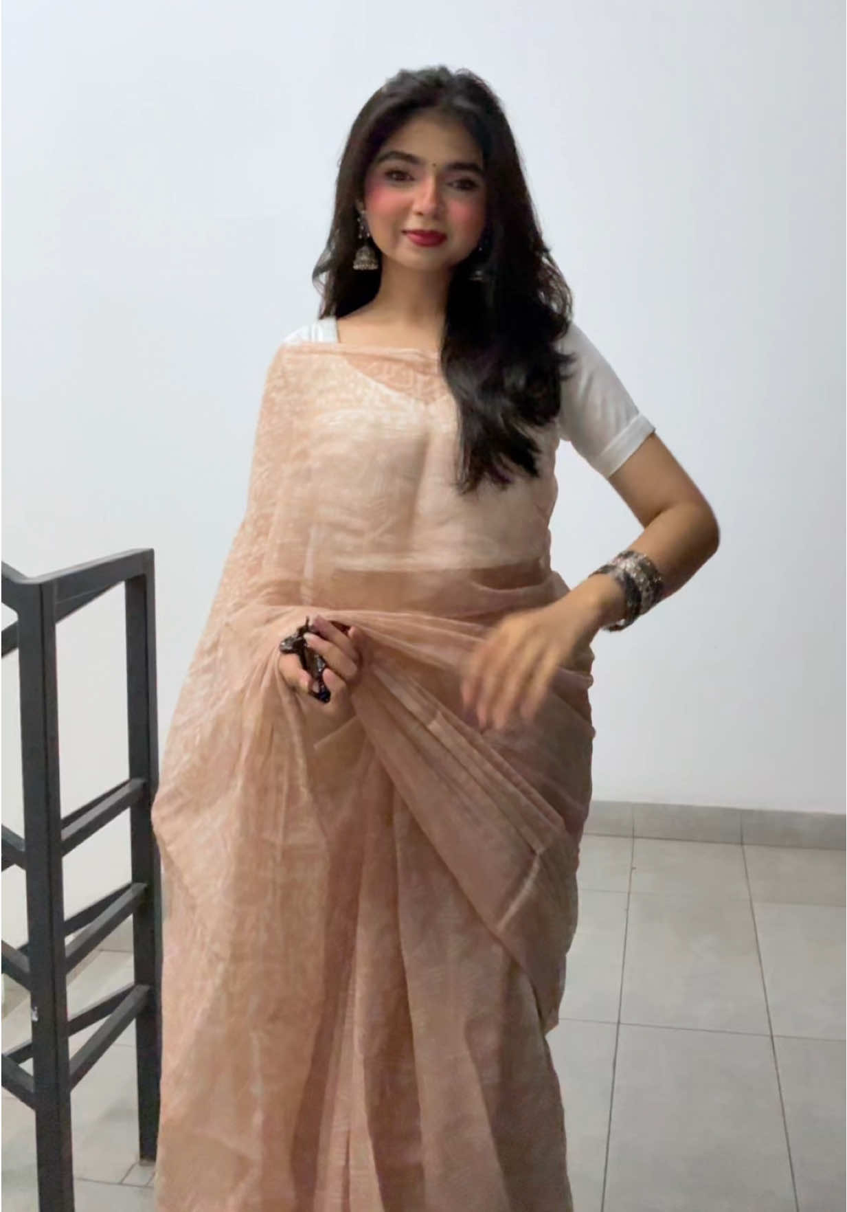 Saree from ig- ankitas_attire  🫩 . . . . #fyp #foryou #saree #traditional #OOTD 