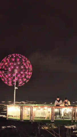 LỊCH ĐÊM NHẠC LÀNG VŨ THỊ: THỨ 2, 5, 6, 7 và CHÚA NHẬT hàng tuần!  —————— 🌫️ ĐÊM NHẠC DƯỚI SƯƠNG 🌙 ⏰ 19:30 – 22:00  LỊCH THÁNG 11: Thứ 2, 5, 6, 7 và CN ạ!  📍 Sân khấu Làng Vũ Thị – Dốc số 7, Hùng Vương, P.11, Đà Lạt  Search Google Maps: Làng Vũ Thị (CÓ BÃI ĐẬU OTO RỘNG RÃI) 🎫 150.000 VNĐ/khách/ đã bao gồm đồ uống tự chọn ⏰  Cà phê: 07:00-23:00 Hàng ngày 📞 Đặt vị trí ngồi đẹp : 0938.395.804 #langvuthi #dalat #demnhaclangvuthi #langvuthicafe #langvuthidalat