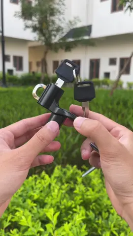 khoá mũ bảo hiểm xe máy #khoamubaohiem #khoamubaohiemchongtrom #xuhuong #khoanonbaohiem #mmm 