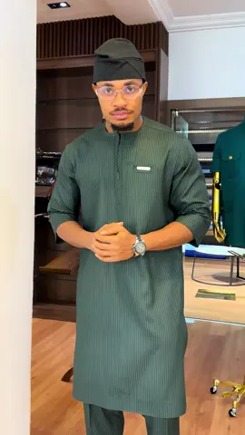 Available in all sizes  Location *_Plot 9A, Block 101, Furo Ezimora Street, Lekki Phase_ 1. Plone number: ‪+234 708 906 7967 #vintage #vintagestyle #vintageclothing #vintagefashion #lagos            