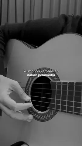“lihatlah diriku tanpamu” #coverlagu #hinggatuabersama #rizkyfebian #covergitar 