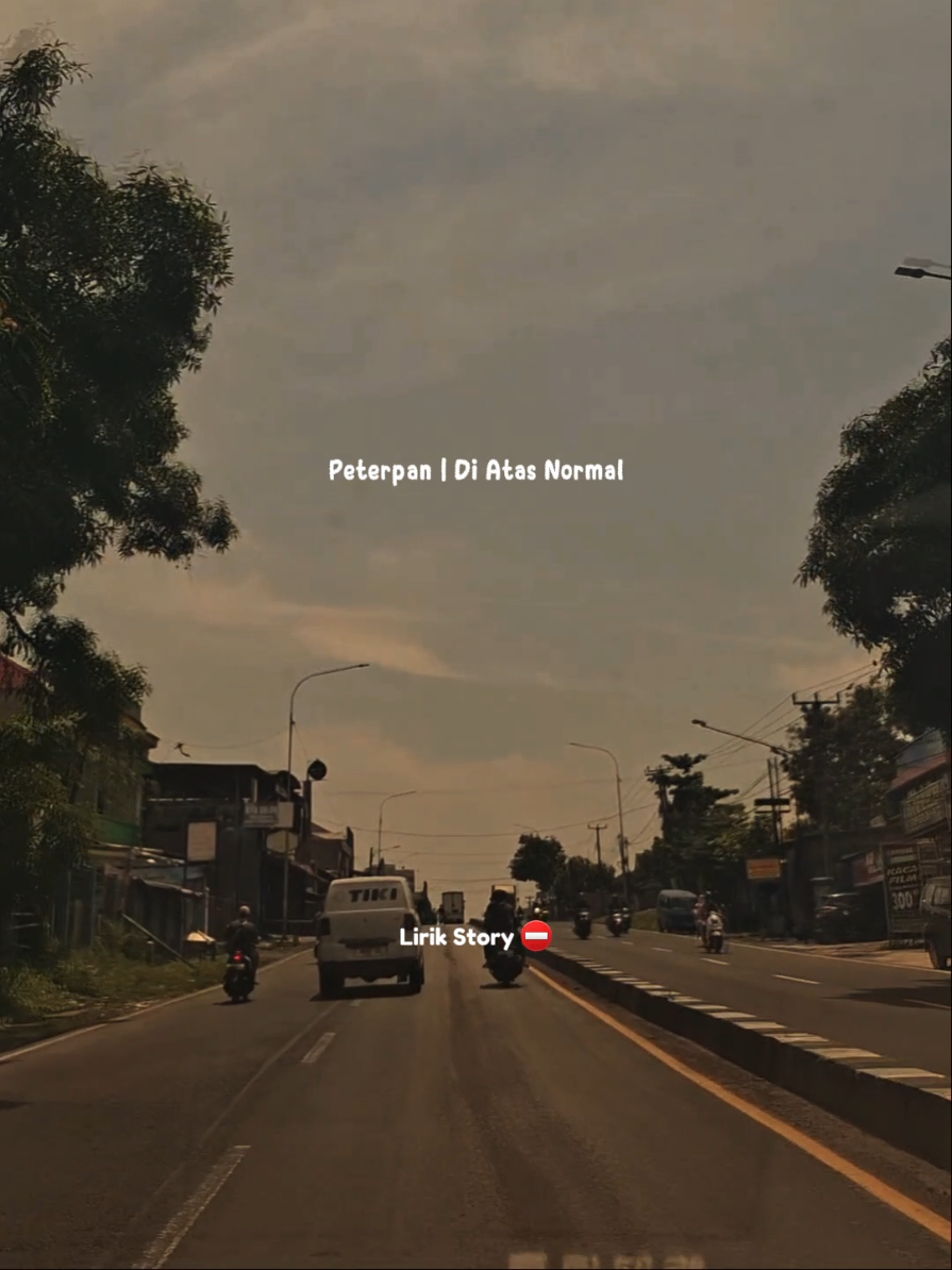 siapa yang suka beli kaset bajakan pada masanya ? untuk dengerin lagu ini Peterpan | Di atas normal #CapCut #lirikstory #liriklaguviral #liriklagu #diatasnormal 