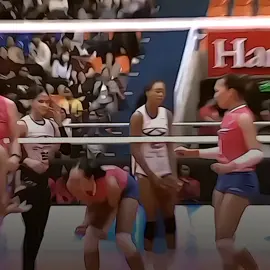 5 points for her,its time to shine Nica #nicacelis #creamlinecoolsmashers #alyssavaldez #volleyball7610 #fyppppppppppppppppppppppp 