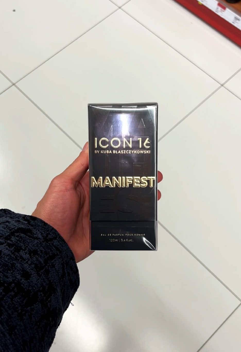 #wspolpracareklamowa Nowość w Rossmannie! 💥 Poznaj perfumy ICON16 by Kuba Błaszczykowski – pięć wyjątkowych zapachów o świetnej trwałości. Mój faworyt? ON POINT – zdecydowanie robi wrażenie! #ICON16 #Rossmann #kubablaszczykowski 