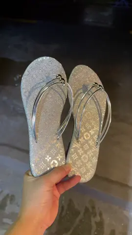 Mua ở đây cả nhà ơi#giaydephottrend #xuhuong 