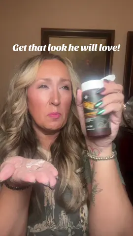 Texturizing mat powder that smells amazing? This is your product! Grab it for yourself, or the guy in your life!  #ttshop #hairtok #menshair #pomade #mensgrooming 