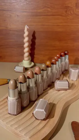 Who's ready for a buttery sculpt 🧈 ID:229364657 #FaceSculpting #ContourHack #ViralMakeup #NaturalContour #SHEGLAM #SHEGLAMContourStick #SHEGLAMBronzerStick #SHEGLAMHighlighterStick #SHEGLAMStickFam