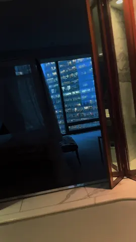 Жизнь в сити крайне разносторонняя  #moscow 