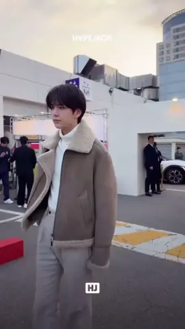 artis #younghoon #theboyz 