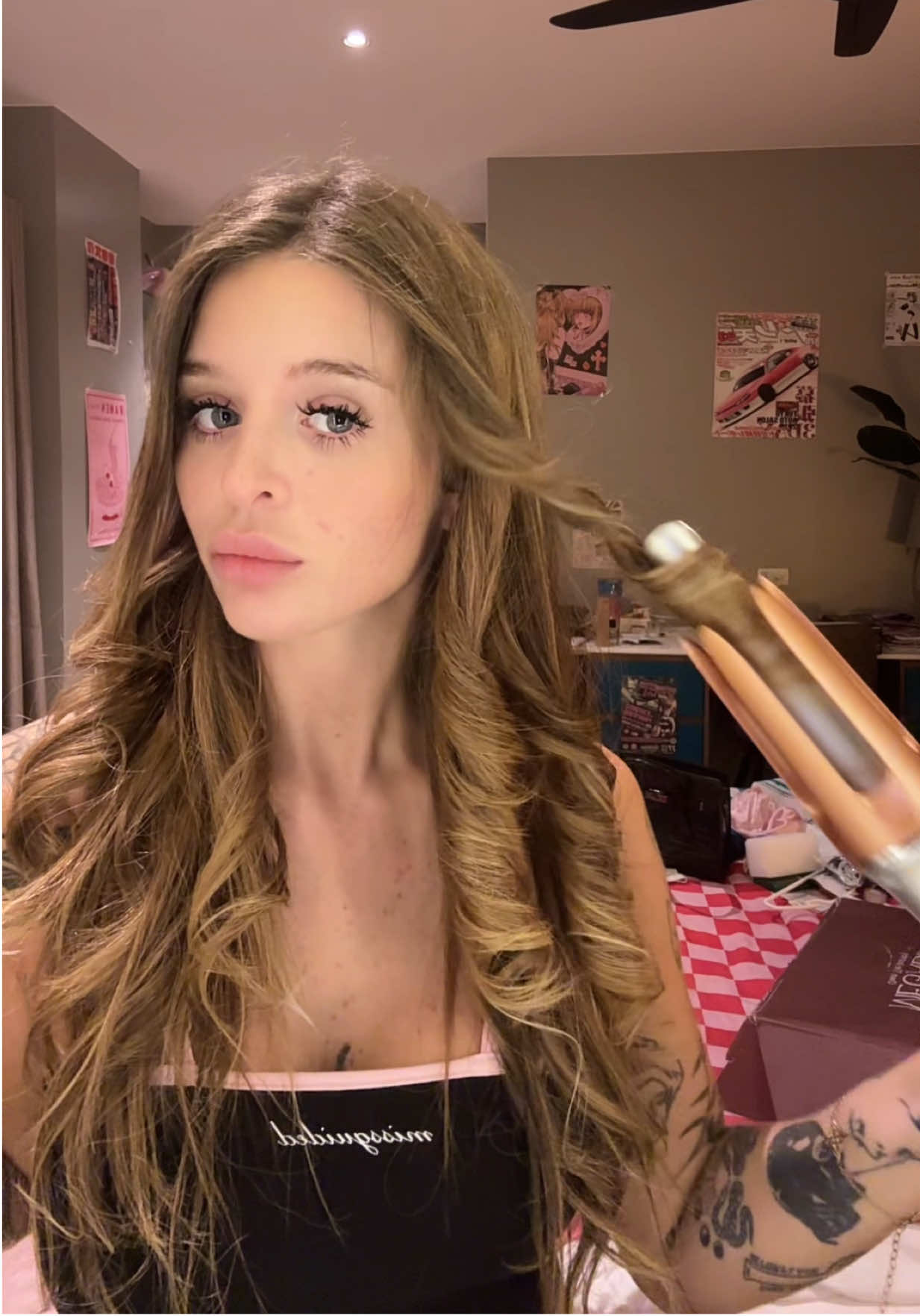 Probando la bb SHEGLAM HAIR It-Curl One-Touch alfin volvio a mis manos💘  #loveislandusa #hairstyle #beauty #sheglam #sheglamhair @SHEGLAM @SHEGLAM HAIR US 