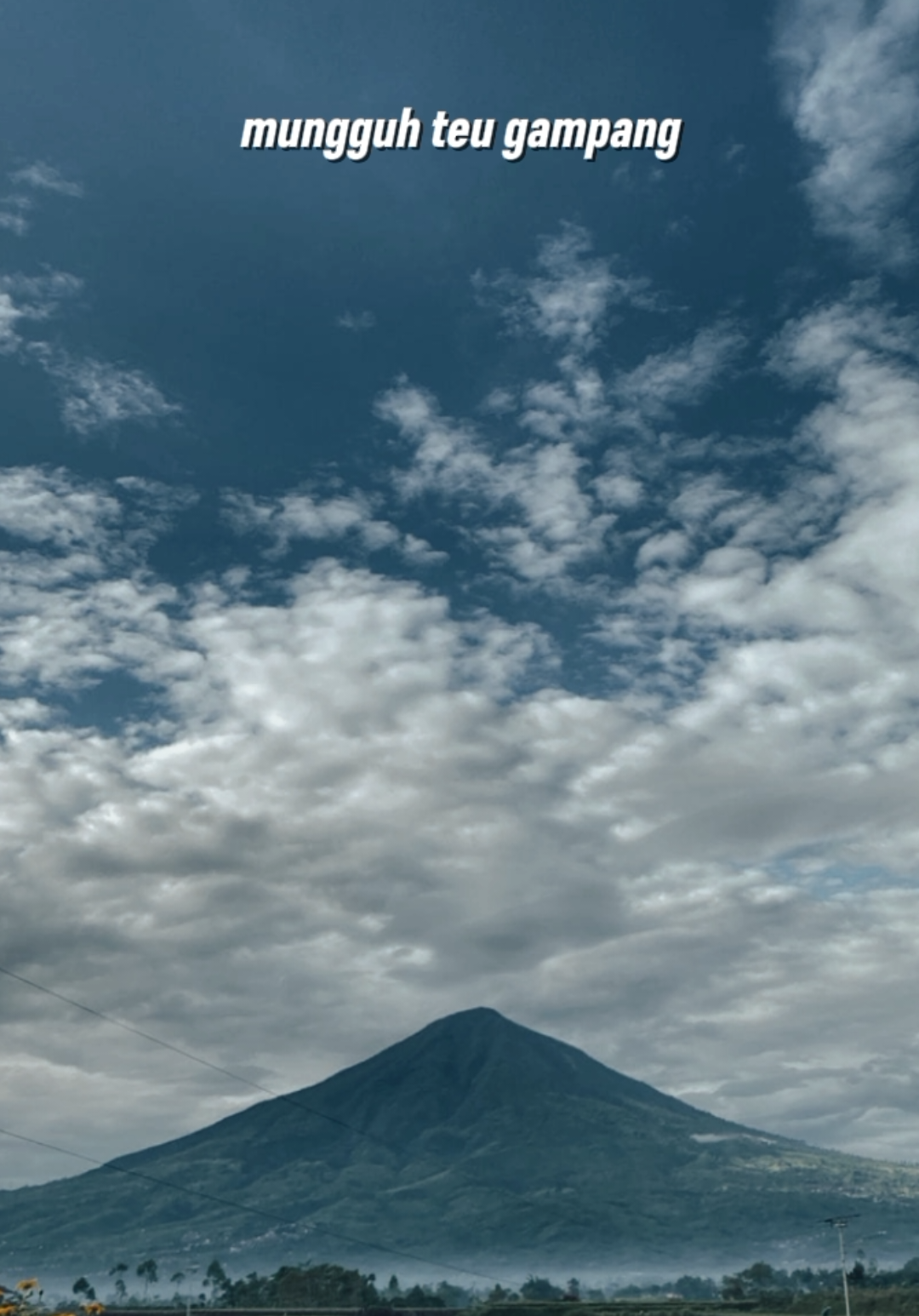 mungguh teu gampang #CapCut #liriksunda #popsunda #lagusunda #hikmahdiri 