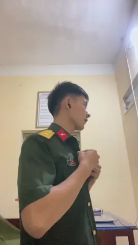 Hết giờ làm xin típ tập cho cái bụng nó dày lên tí