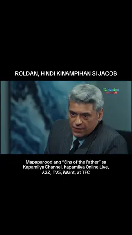 Magkakasira na ba ang magkapatid na Rivera? 🤔 Mas piniling kampihan ni Roldan (#JokoDiaz) sina Gen. Ramirez (#TirsoCruzIII) at Samuel (#GeraldAnderson) kaysa ang kapatid nito na si Jacob (JC De Vera). Mapapanood ang #SinsOfTheFather sa Kapamilya Channel, Kapamilya Online Live, A2Z, TV5, iWant, at TFC.
