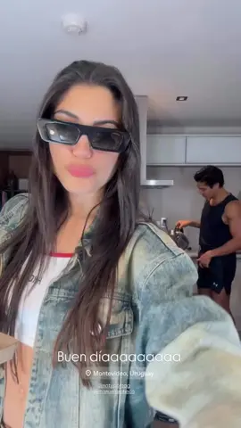 Stories de Rosi en Instagram 🩷🌹🔮 instagram: (@/rosibeltranv) @Rosi  Rosi: Buen díaaaaaaa #rosibeltran #TeamRosita 