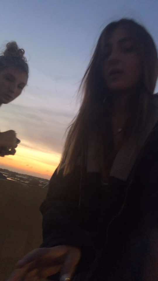 1 MONTH UNTIL I GET TO SEE MY BAE (and gunna too ig😴)