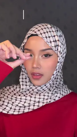 tutorial eyeliner 15 detik!❤️