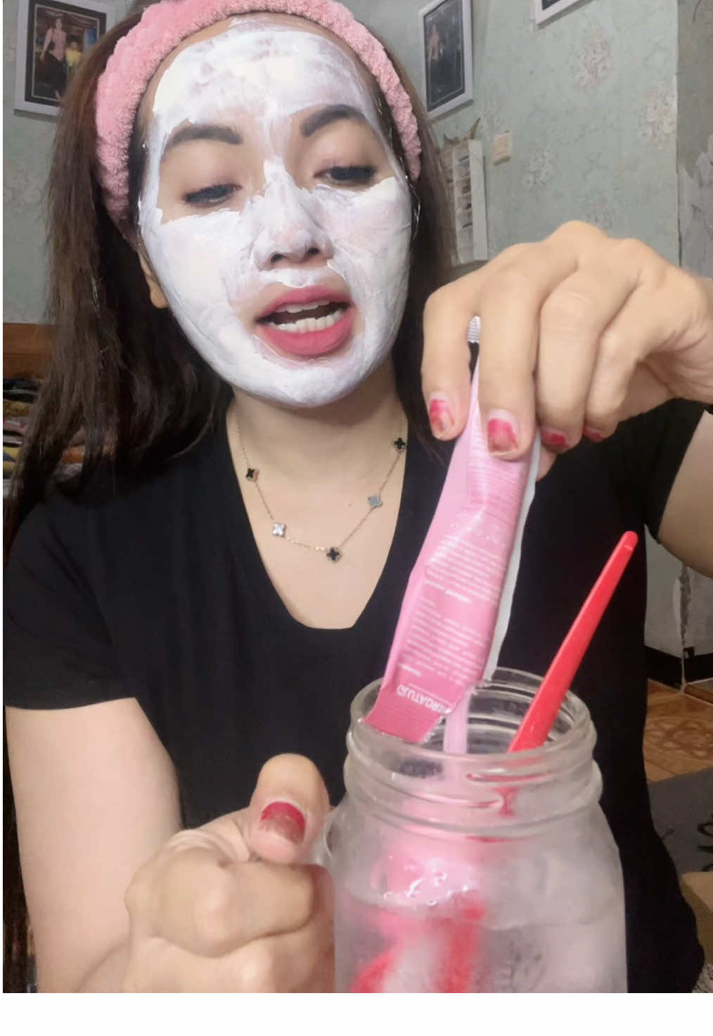 Perawatan dr dalam kalian bisa minum colagen glutadrink dr can beauty sayang ! Minuman sehat yang bisa mencerahkan seluruh tubuh y sayangku cinta ! Gas co di keranjang kuning kalian dpt hrg brp??