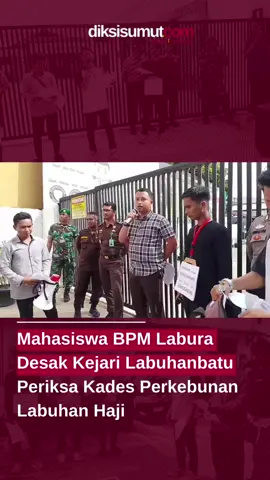 Labuhanbatu-Puluhan mahasiswa yang tergabung dalam Barisan Pemuda dan Mahasiswa (BPM) Labura menggelar aksi demonstrasi di depan Kantor Kejaksaan Negeri (Kejari) Labuhanbatu pada Senin (27/10/2025). Mereka menuntut Kejari agar mempercepat proses pemeriksaan terhadap Kepala Desa (Kades) Perkebunan Labuhan Haji, Supriadi, yang diduga terlibat dalam kasus korupsi dana desa. Para peserta aksi membawa spanduk bertuliskan “Periksa Kades Perkebunan Labuhan Haji” dan menggunakan pengeras suara untuk menyuarakan tuntutan mereka. BPM Labura menilai Kejari Labuhanbatu lamban dalam menangani kasus dugaan korupsi yang terjadi di wilayah Kabupaten Labuhanbatu dan Labura. Ketua BPM Labura, Landcros Hartop, mengungkapkan bahwa pihaknya sudah tiga kali melakukan aksi di tempat yang sama, namun hingga kini belum ada tindak lanjut pemeriksaan terhadap Kades Supriadi. “Kami mendesak Kejari Labuhanbatu segera memanggil dan memeriksa Kades Perkebunan Labuhan Haji,” ujarnya tegas. Hartop menjelaskan bahwa Kejati Sumut sebelumnya telah merespons laporan mereka melalui surat pengaduan Nomor 0194/BPM/LBR/VIII/2025 terkait dugaan korupsi dana desa tahun anggaran 2021–2024. Kasus tersebut kemudian diteruskan ke Kejari Labuhanbatu untuk ditindaklanjuti. Kasubdit II Kejari Labuhanbatu, Basri, menyampaikan apresiasi atas langkah mahasiswa dalam mengawal isu pemberantasan korupsi. Ia menegaskan bahwa laporan BPM Labura sudah diterima dan pihaknya akan berkoordinasi dengan Inspektorat Labura dalam proses penanganan kasus tersebut. Sementara itu, Kasubdit I Kejari Labuhanbatu, Poldung, menuturkan bahwa sebagian dokumen terkait bersifat rahasia. Karena itu, hanya dua perwakilan mahasiswa yang diizinkan masuk untuk melihat dokumen tanpa diperbolehkan mengambil gambar. Perwakilan BPM Labura, Landcros Hartop dan Sekretaris Riqi Tibar, menilai bahwa dokumen yang diperlihatkan tidak sesuai dengan laporan yang mereka sampaikan.  Hartop menambahkan bahwa Kejari Labuhanbatu berjanji akan menyampaikan laporan hasil pemeriksaan dari Aparat Pengawasan Internal Pemerintah (APIP) Inspektorat Labura dalam waktu satu minggu. “Kami akan datang lagi minggu depan untuk menagih janji tersebut,” ucapnya. Aksi yang mendapat pengawalan ketat dari aparat kepolisian dan TNI itu berjalan tertib dan damai hingga massa membubarkan diri. #diksilabura #diksisumut #diksilabusel #BPMlabura #AksiMahasiswa  