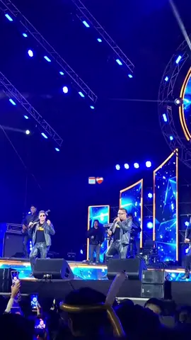 y Corali lo dijo : Caras podemos ver corazones jamás 🥹🎶❤️‍🩹 #corali #cliver_y_su_grupo_corali #cumbiasureña🇵🇪🇧🇴 #bolivia🇧🇴 @CliverysuGrupoC❤️RALI 